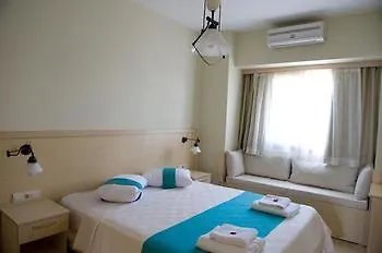 Otel Golkoy Suites *