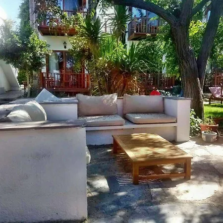 Otel Golkoy Suites