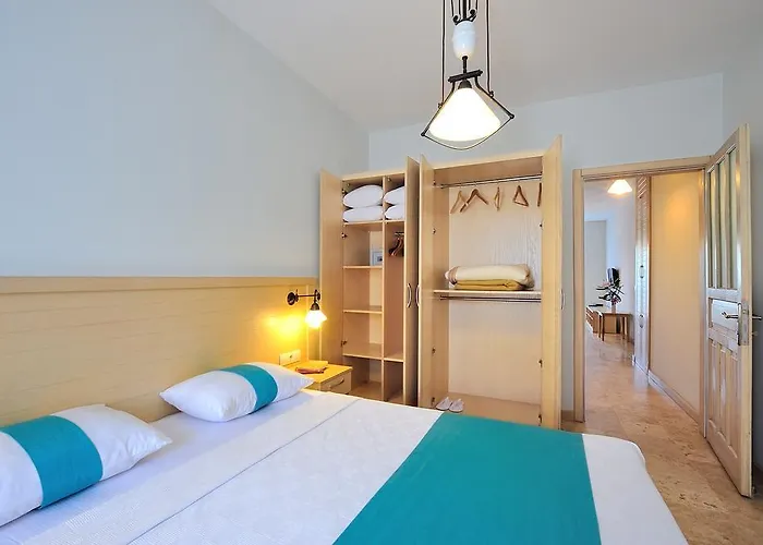 호텔 Golkoy Suites 골터크부쿠