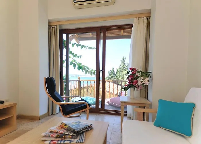 호텔 Golkoy Suites 골터크부쿠