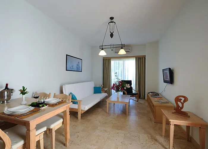 Golkoy Suites