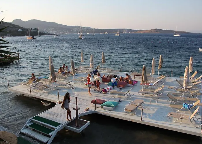 Golkoy Suites