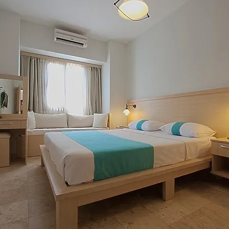 ホテル Golkoy Suites