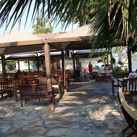 Hotel Golkoy *