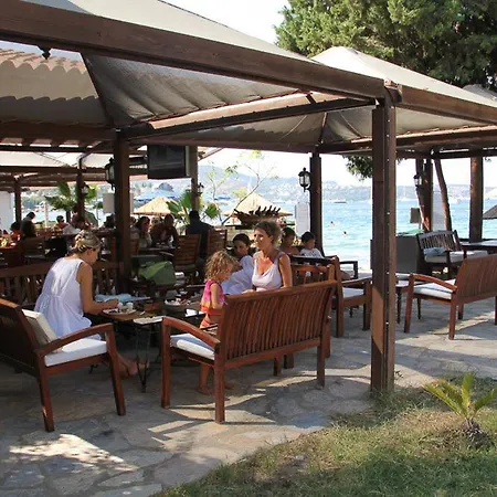 Golkoy Suites