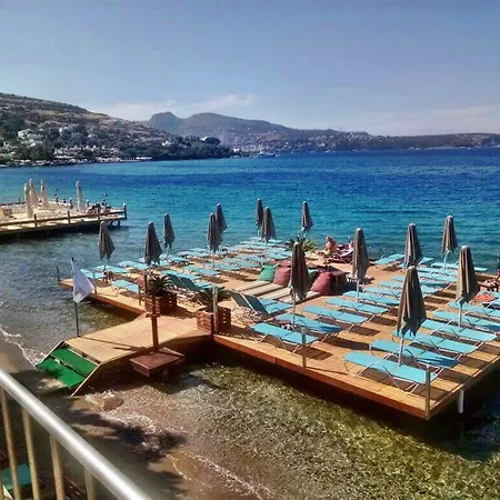 Golkoy Suites