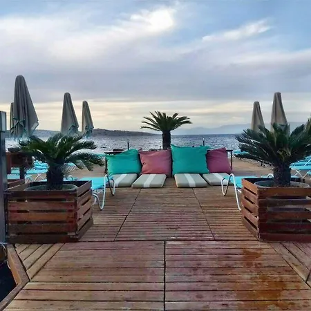 Golkoy Suites *