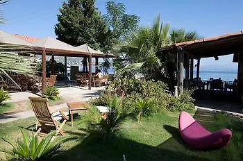 Golkoy Suites ホテル