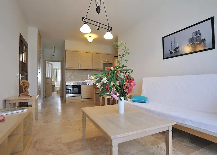 ホテル Golkoy Suites